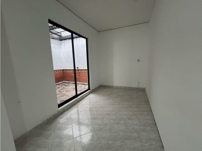 Casa de 3 alcobas en arriendo en Los Naranjos, Envigado, 110 m² · foto 7 de 14