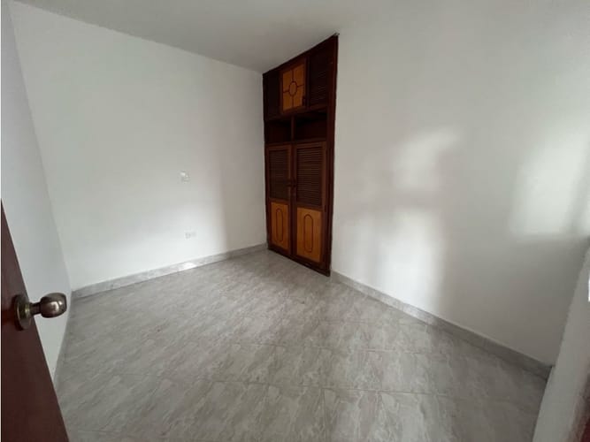 Casa de 3 alcobas en arriendo en Los Naranjos, Envigado, 110 m² · foto 12 de 14