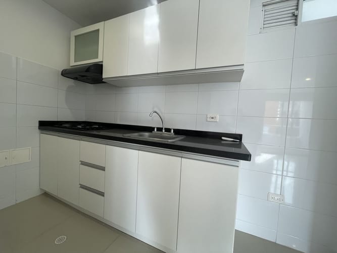 Apartaestudio en arriendo en Altos De Riomar, Barranquilla, 41 m² · foto 4 de 10