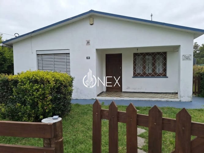Casa de 2 dormitorios en venta en La Tuna sur