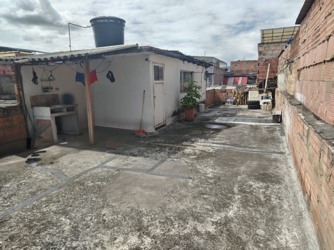 Casa de 6 alcobas en venta en Alqueria La Fragua, Bogotá, 168 m² · foto 23 de 24