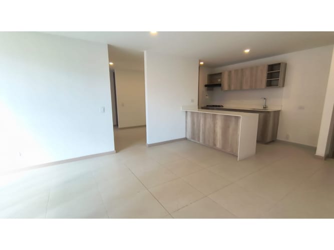 Apartamento de 3 alcobas en arriendo en Ciudad Del Río, Medellín, 90 m² · foto 3 de 16