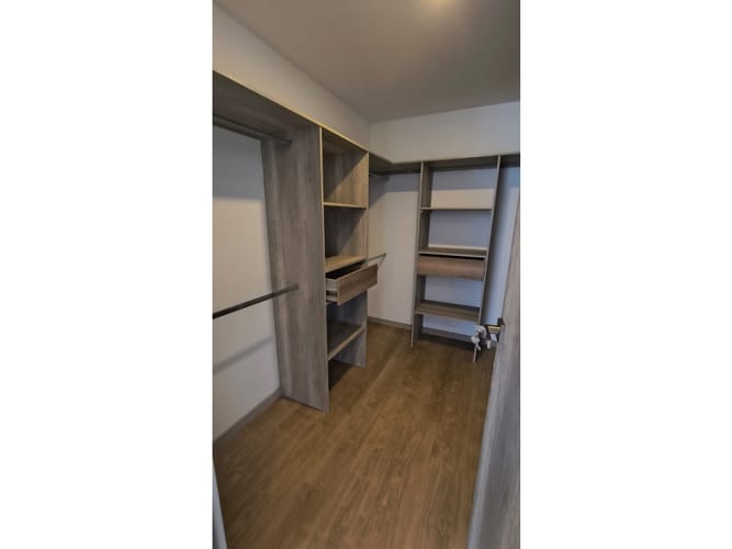 Apartamento de 3 alcobas en arriendo en Ciudad Del Río, Medellín, 90 m² · foto 12 de 16