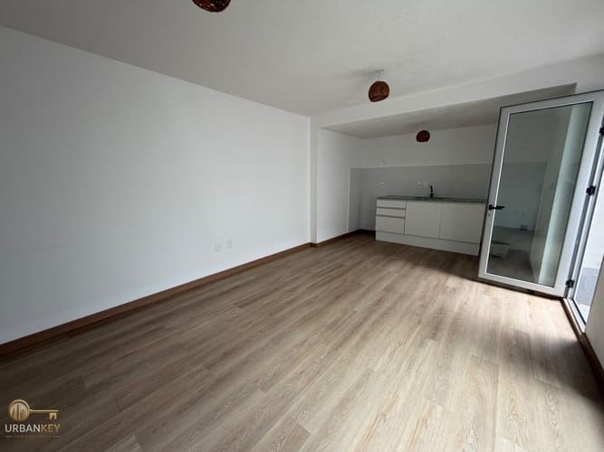 Monoambiente en alquiler con gran terraza en Barrio Sur/Centro · Foto 3