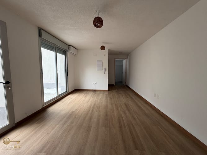 Monoambiente en alquiler con gran terraza en Barrio Sur/Centro · Foto 4
