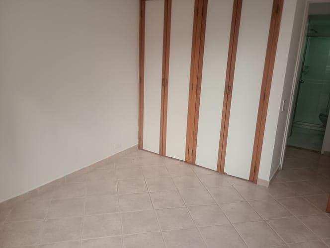 Apartamento de 2 alcobas en venta en Laureles, Medellín, 60 m² · foto 10 de 19