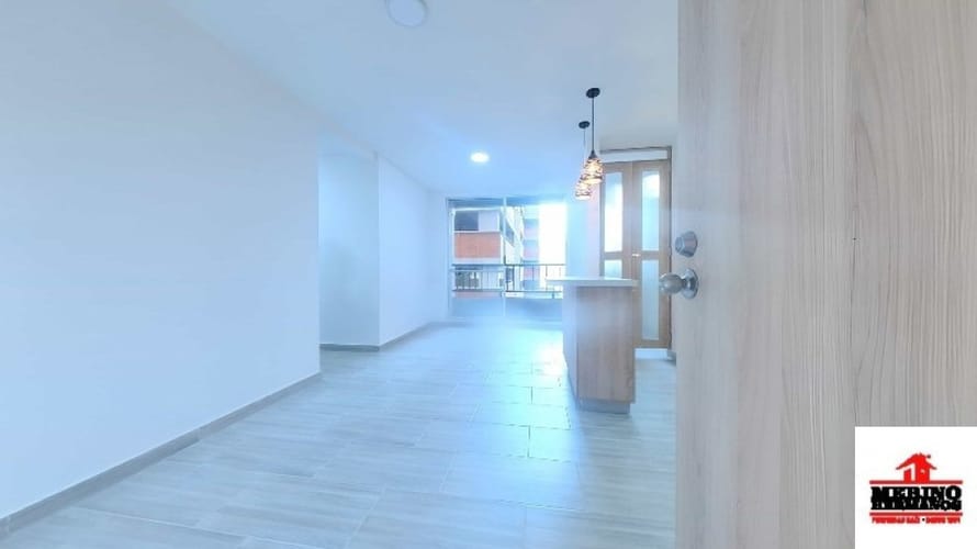 Apartamento de 3 alcobas en arriendo en Bello, 65 m² · foto 2 de 24