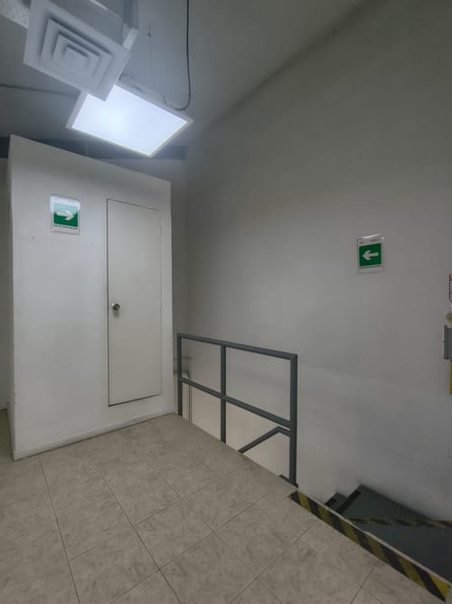 Local en venta en La Candelaria, Medellín, 173 m² · foto 14 de 23