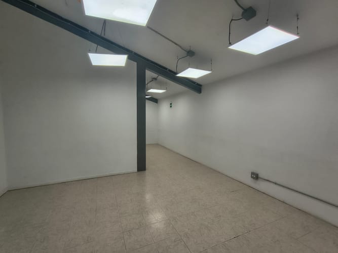 Local en venta en La Candelaria, Medellín, 173 m² · foto 21 de 23