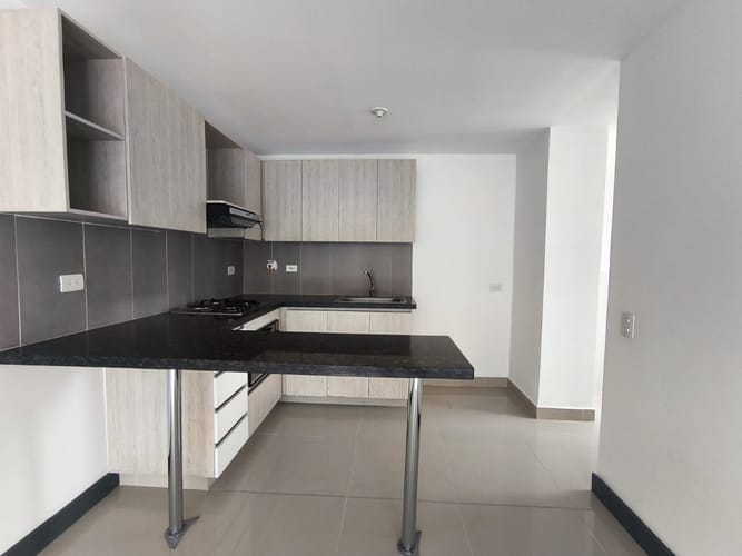 Apartamento de 3 alcobas en arriendo en Señorial, Envigado, 83 m² · foto 3 de 16