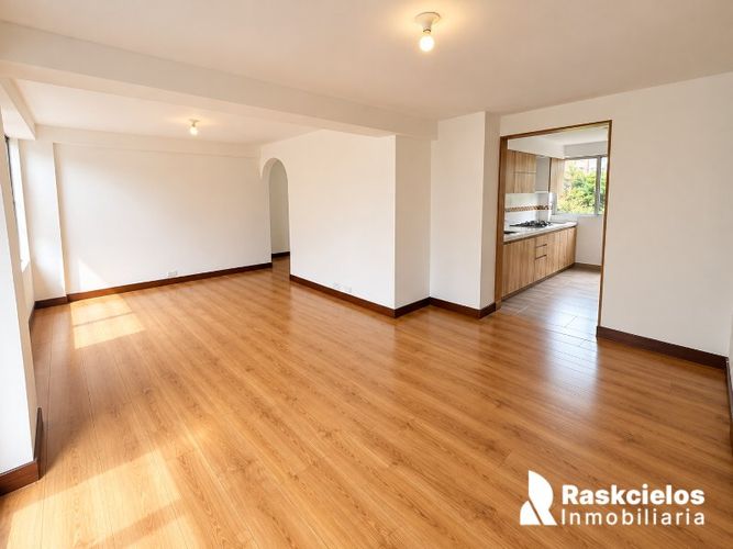 Apartamento de 3 alcobas en arriendo en El Poblado, Envigado, 102 m² · foto 2 de 15