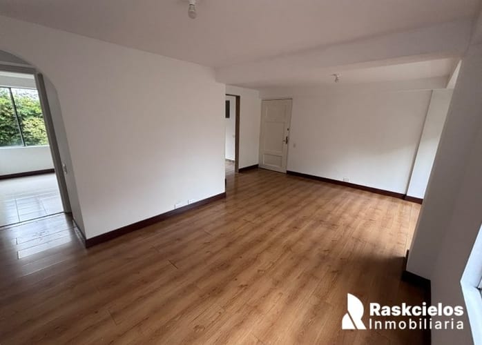 Apartamento de 3 alcobas en arriendo en El Poblado, Envigado, 102 m² · foto 3 de 15