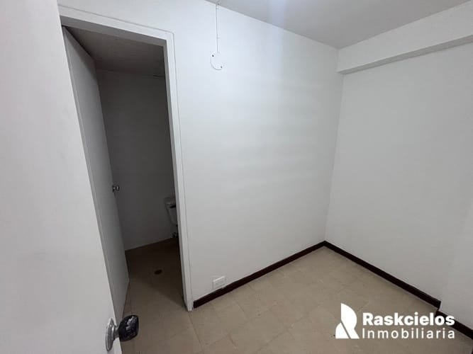 Apartamento de 3 alcobas en arriendo en El Poblado, Envigado, 102 m² · foto 7 de 15