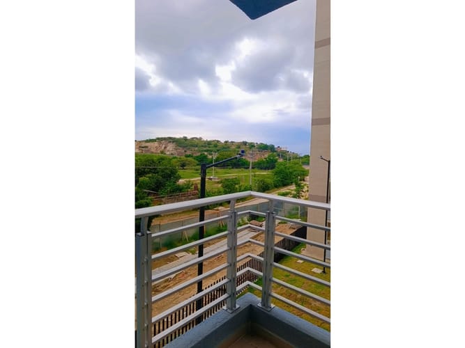 Apartamento de 2 alcobas en arriendo en Los Cardonales, Santa Marta, 59 m² · foto 2 de 20
