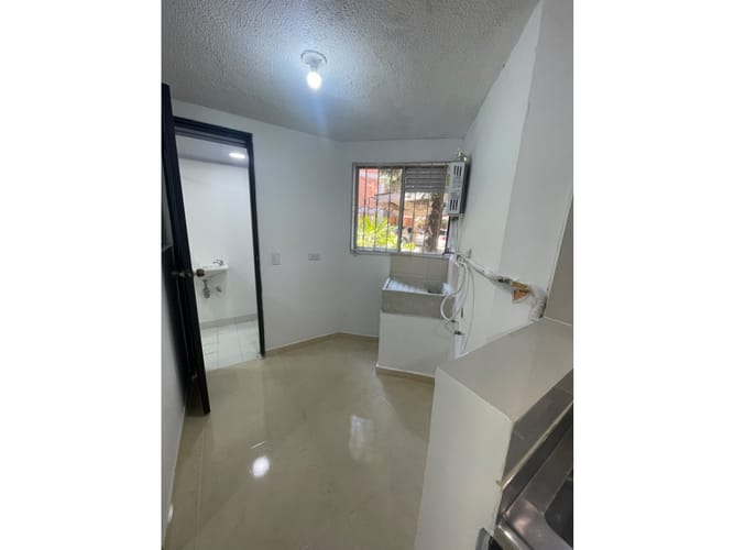 Apartamento de 3 alcobas en venta en La Mota, Medellín, 80 m² · foto 14 de 16