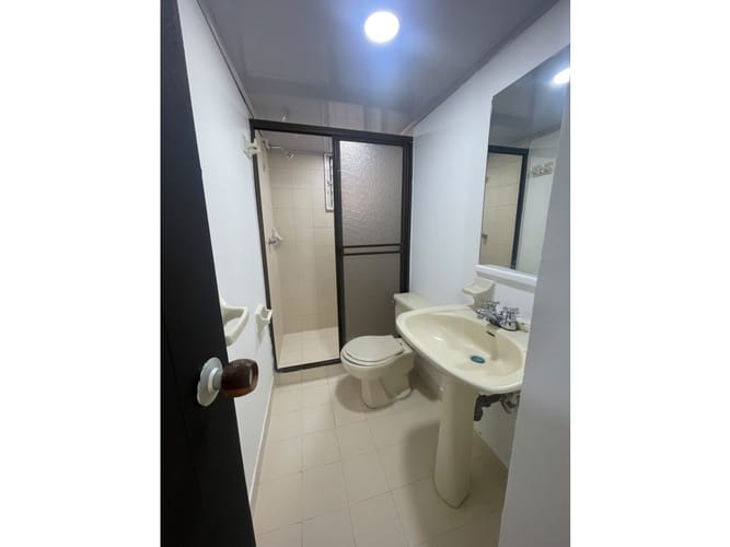 Apartamento de 3 alcobas en venta en La Mota, Medellín, 80 m² · foto 15 de 16