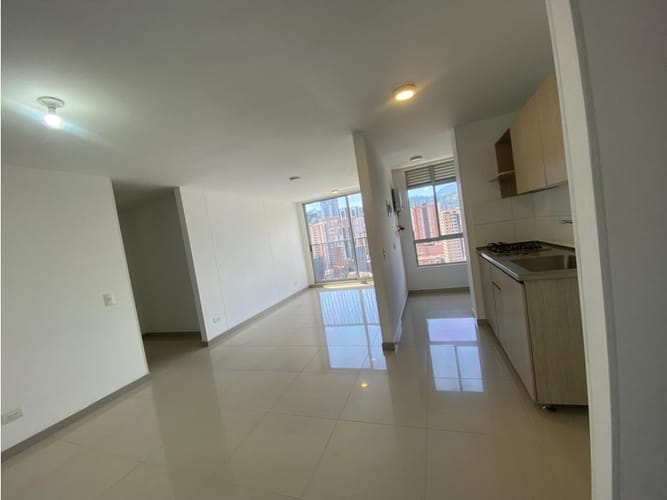 Apartamento en arriendo en Asdesillas, Sabaneta, 85 m² · foto 4 de 24