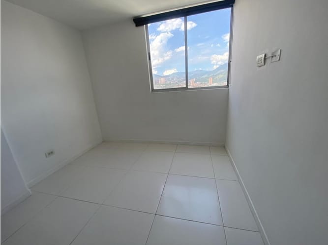 Apartamento en arriendo en Asdesillas, Sabaneta, 85 m² · foto 6 de 24