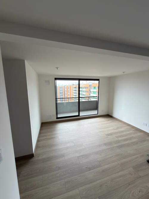 Apartamento de 3 alcobas en venta en Fontibon, Bogotá, 67 m² · foto 6 de 16
