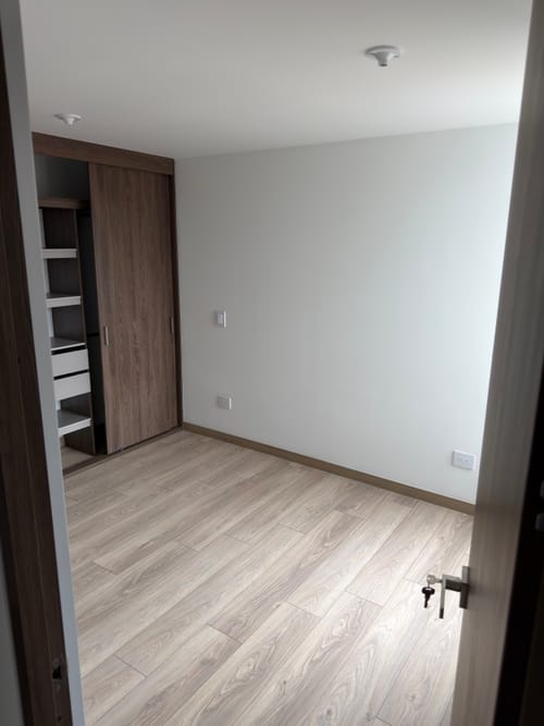 Apartamento de 3 alcobas en venta en Fontibon, Bogotá, 67 m² · foto 9 de 16