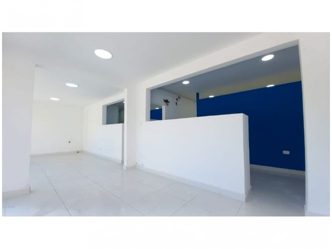 Local en arriendo en Los Alcazares, Santa Marta, 46 m² · foto 2 de 8
