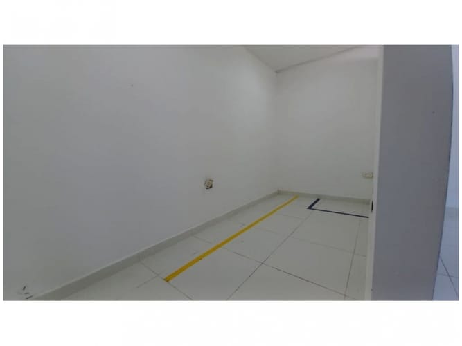 Local en arriendo en Los Alcazares, Santa Marta, 46 m² · foto 5 de 8