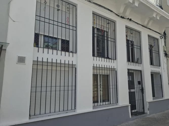 Alquiler Apartamento De 1 Dormitorio Seguro Y Luminoso En Centro · Photo 1