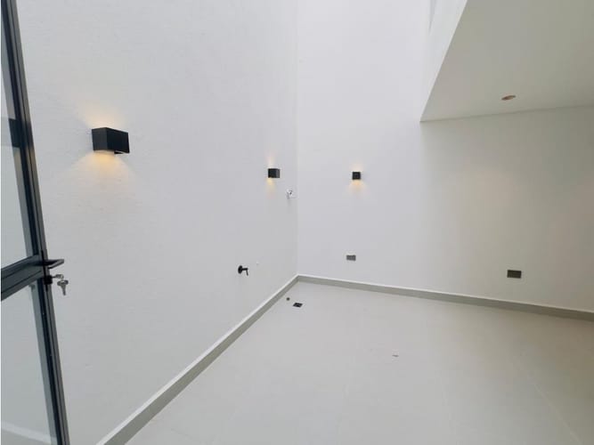 Casa de 3 alcobas en venta en Lomitas, La Ceja, 149 m² · foto 5 de 17