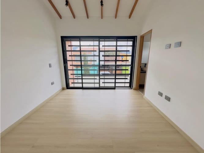 Casa de 3 alcobas en venta en Lomitas, La Ceja, 149 m² · foto 13 de 17