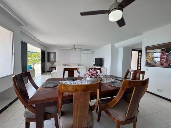 Apartamento de 3 alcobas en venta en Castillogrande, Cartagena, 225 m² · foto 3 de 11