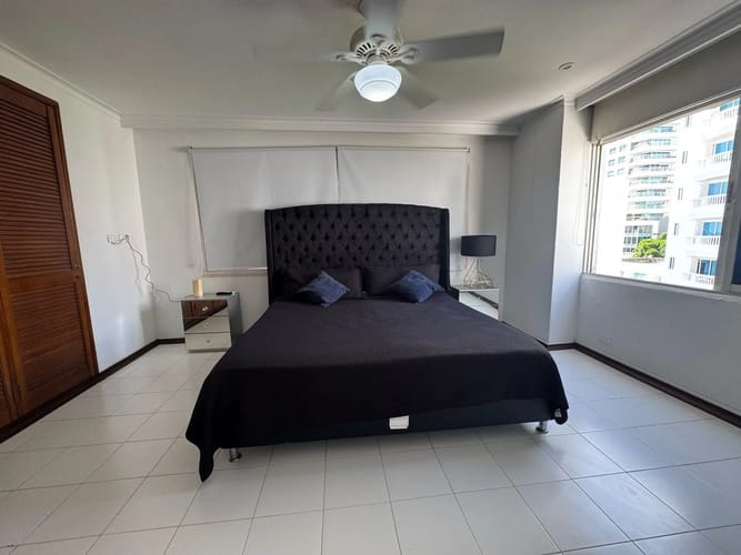 Apartamento de 3 alcobas en venta en Castillogrande, Cartagena, 225 m² · foto 5 de 11