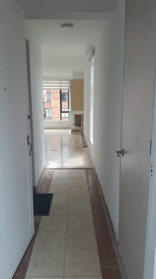 Apartamento de 4 alcobas en venta en Colina Campestre, Bogotá, 92 m² · foto 10 de 19