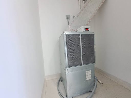 Consultorio en arriendo en Ciudad Del Río, Medellín, 30 m² · foto 10 de 12