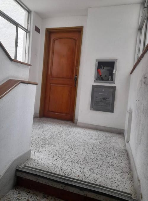 Apartamento de 2 alcobas en venta en Las Acacias, Medellín, 74 m² · foto 2 de 10