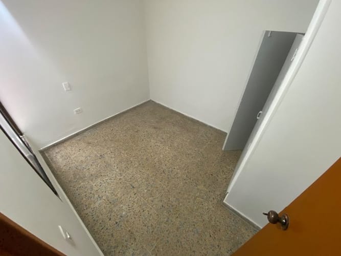 Casa de 4 alcobas en arriendo en La Pilarica, Medellín, 110 m² · foto 8 de 13