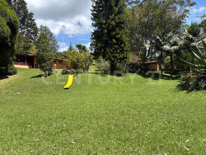 Finca en venta en Hojas Anchas, Guarne, 335 m² · foto 6 de 23