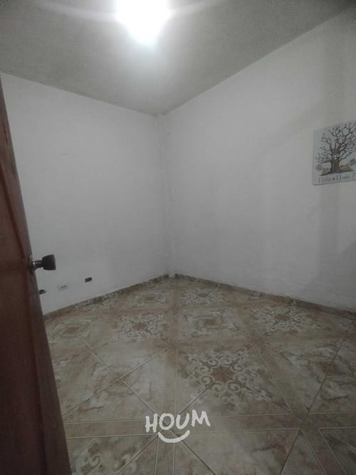 Casa de 7 alcobas en venta en Los Pantanos, Bogotá, 72 m² · foto 15 de 22