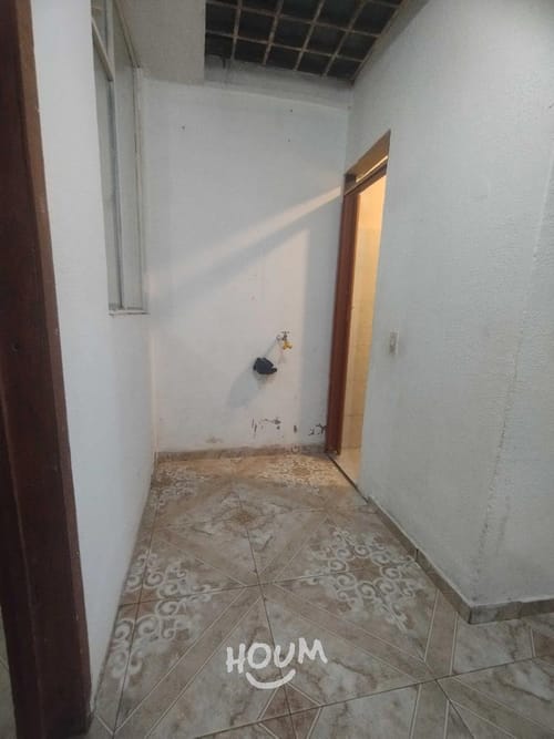 Casa de 7 alcobas en venta en Los Pantanos, Bogotá, 72 m² · foto 16 de 22