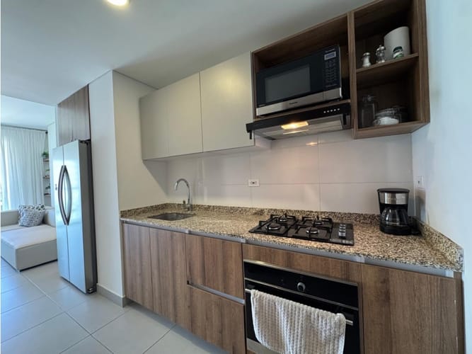Apartamento de 2 alcobas en venta en Rodadero Sur, Santa Marta, 68 m² · foto 3 de 22