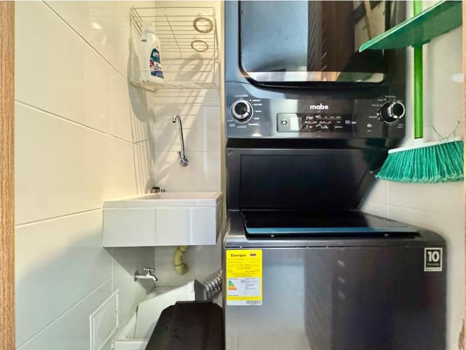 Apartamento de 2 alcobas en venta en Rodadero Sur, Santa Marta, 68 m² · foto 4 de 22