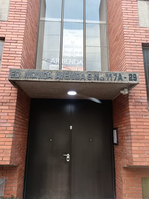 Apartamento de 2 alcobas en arriendo en Santa Barbara, Bogotá, 90 m² · foto 2 de 14
