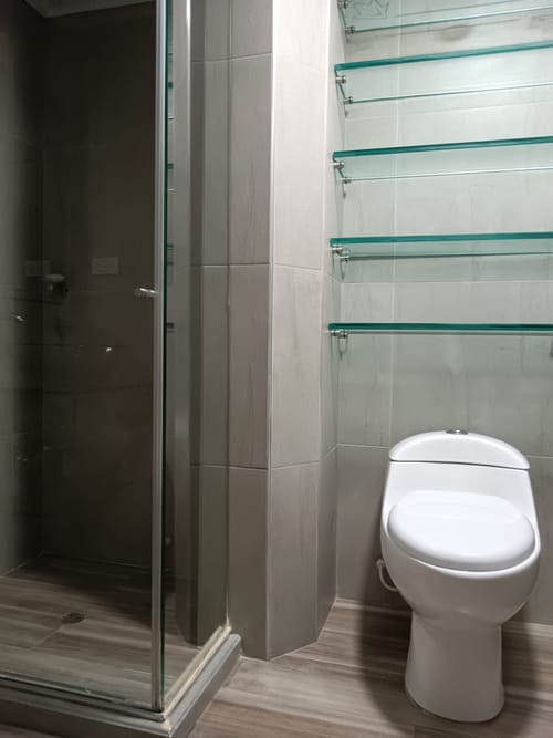 Apartamento de 2 alcobas en arriendo en Santa Barbara, Bogotá, 90 m² · foto 10 de 14