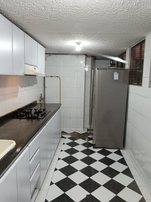 Apartamento de 2 alcobas en arriendo en Santa Barbara, Bogotá, 90 m² · foto 12 de 14