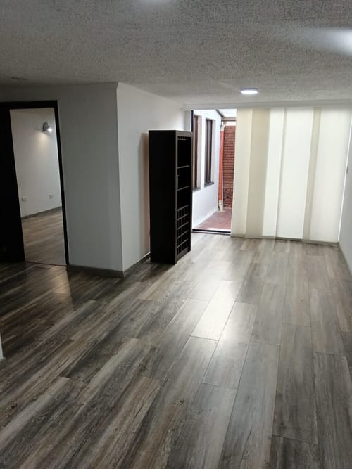 Apartamento de 2 alcobas en arriendo en Santa Barbara, Bogotá, 90 m² · foto 13 de 14