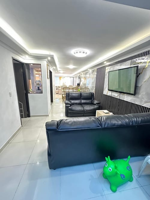 Casa de 8 alcobas en venta en La Hacienda, Cali, 260 m² · foto 6 de 24