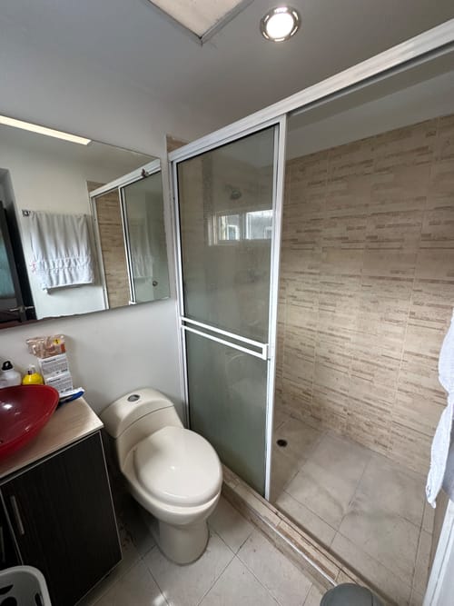 Casa de 8 alcobas en venta en La Hacienda, Cali, 260 m² · foto 20 de 24