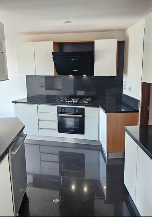 Apartamento de 4 alcobas en venta en Conjunto Residencial La Hacienda, Bucaramanga, 175 m² · foto 5 de 23
