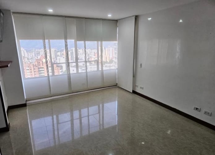 Apartamento de 4 alcobas en venta en Conjunto Residencial La Hacienda, Bucaramanga, 175 m² · foto 4 de 23