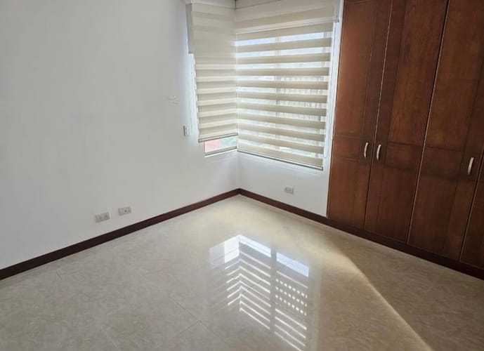 Apartamento de 4 alcobas en venta en Conjunto Residencial La Hacienda, Bucaramanga, 175 m² · foto 6 de 23