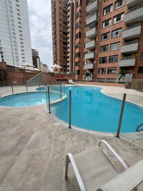 Apartamento de 4 alcobas en venta en Conjunto Residencial La Hacienda, Bucaramanga, 175 m² · foto 9 de 23
